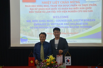 Tham tán An toàn thực phẩm và dược phẩm, Đại sứ quán Hàn Quốc cùng đoàn đại biểu Hiệp hội nghề cá Hàn Quốc thăm và làm việc với Viện nghiên cứu Hải sản