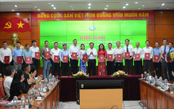 Viện nghiên cứu Hải sản ký kết Thỏa thuận hợp tác với các doanh nghiệp